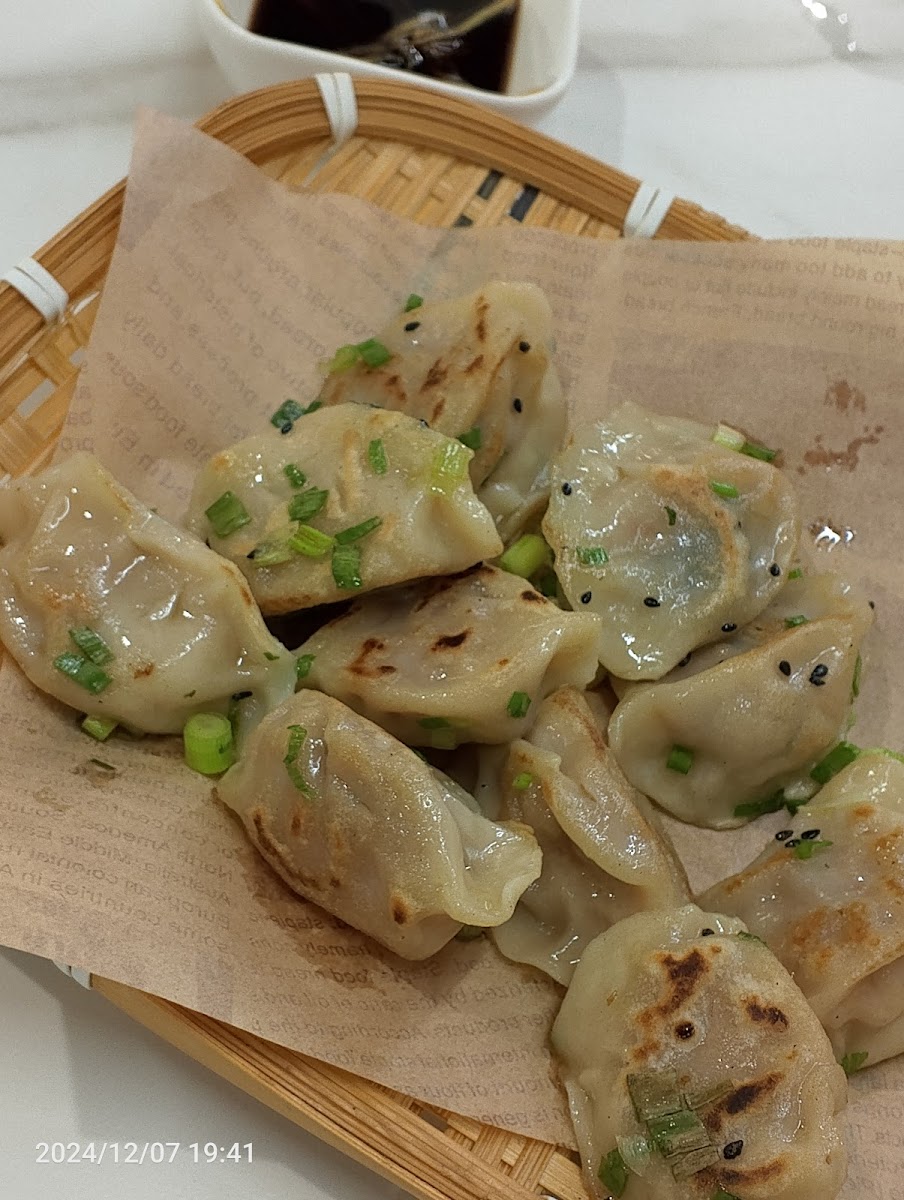 Ah Boy Chinese Cuisine Photo 5