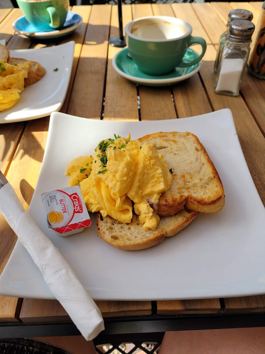 The Cafe at Harrison's Photo 6
