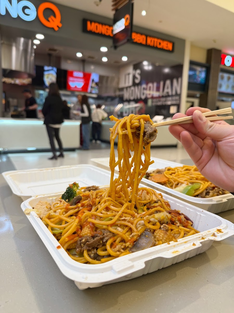 Mong Q Mongolian BBQ Kitchen Photo 5