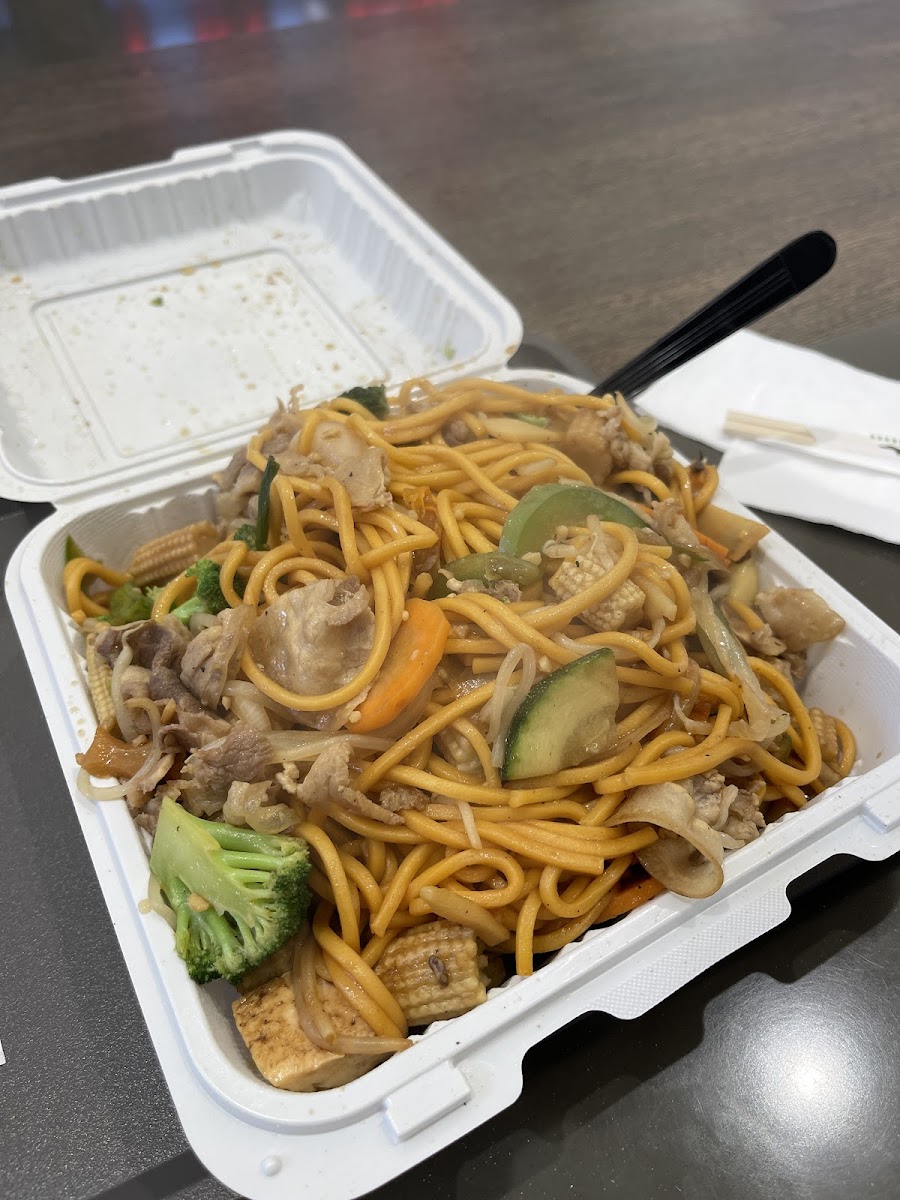 Mong Q Mongolian BBQ Kitchen Photo 7