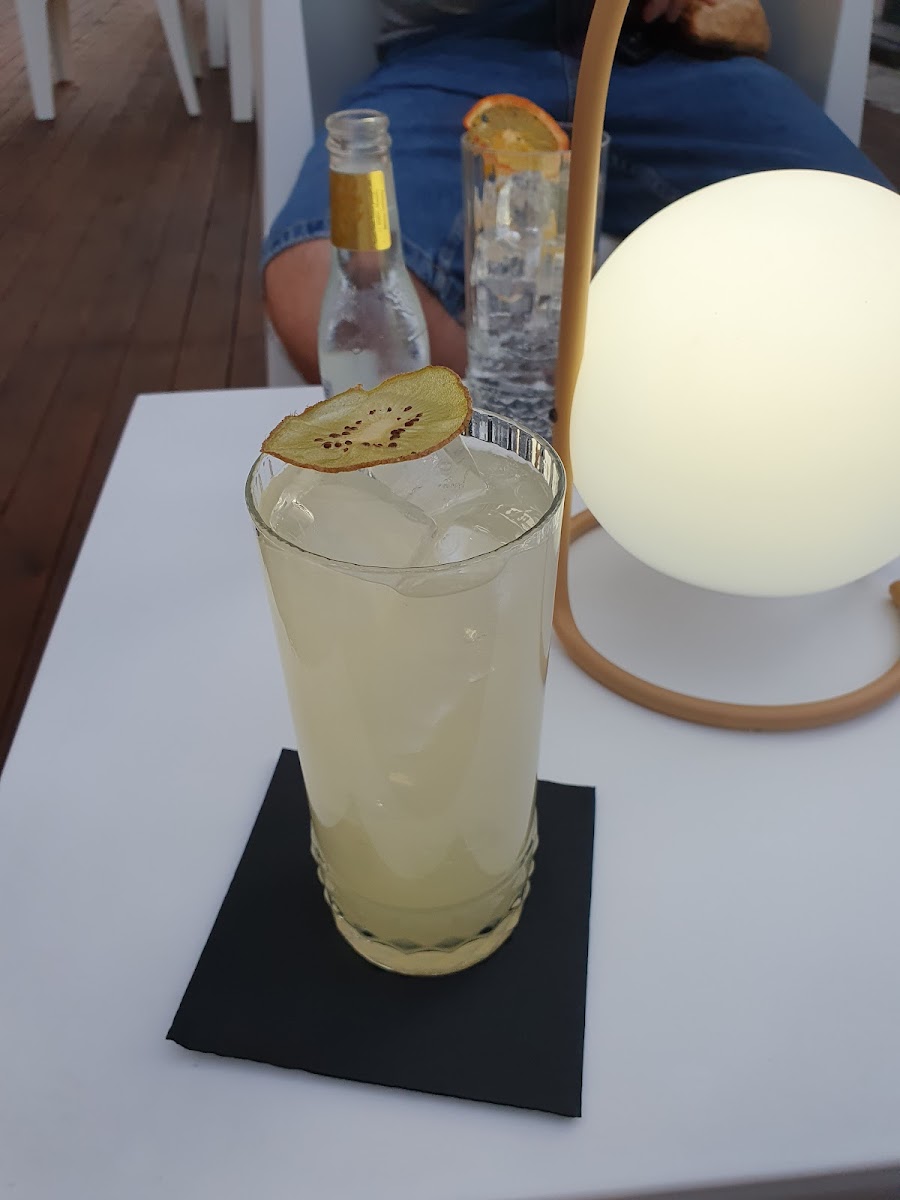 PIKY RESTAURANT & COCKTAIL BAR Photo 6