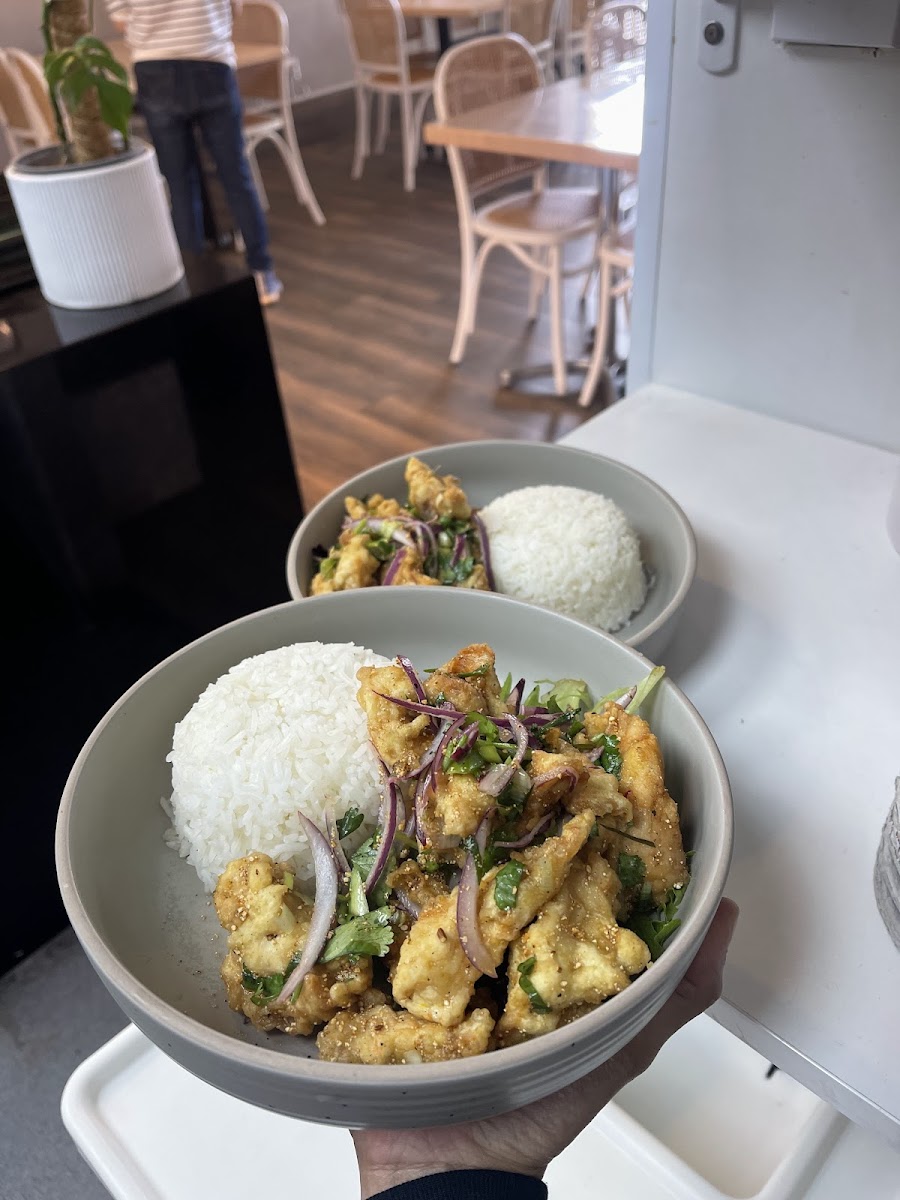 Jasmines Thai Hamilton East Photo 8