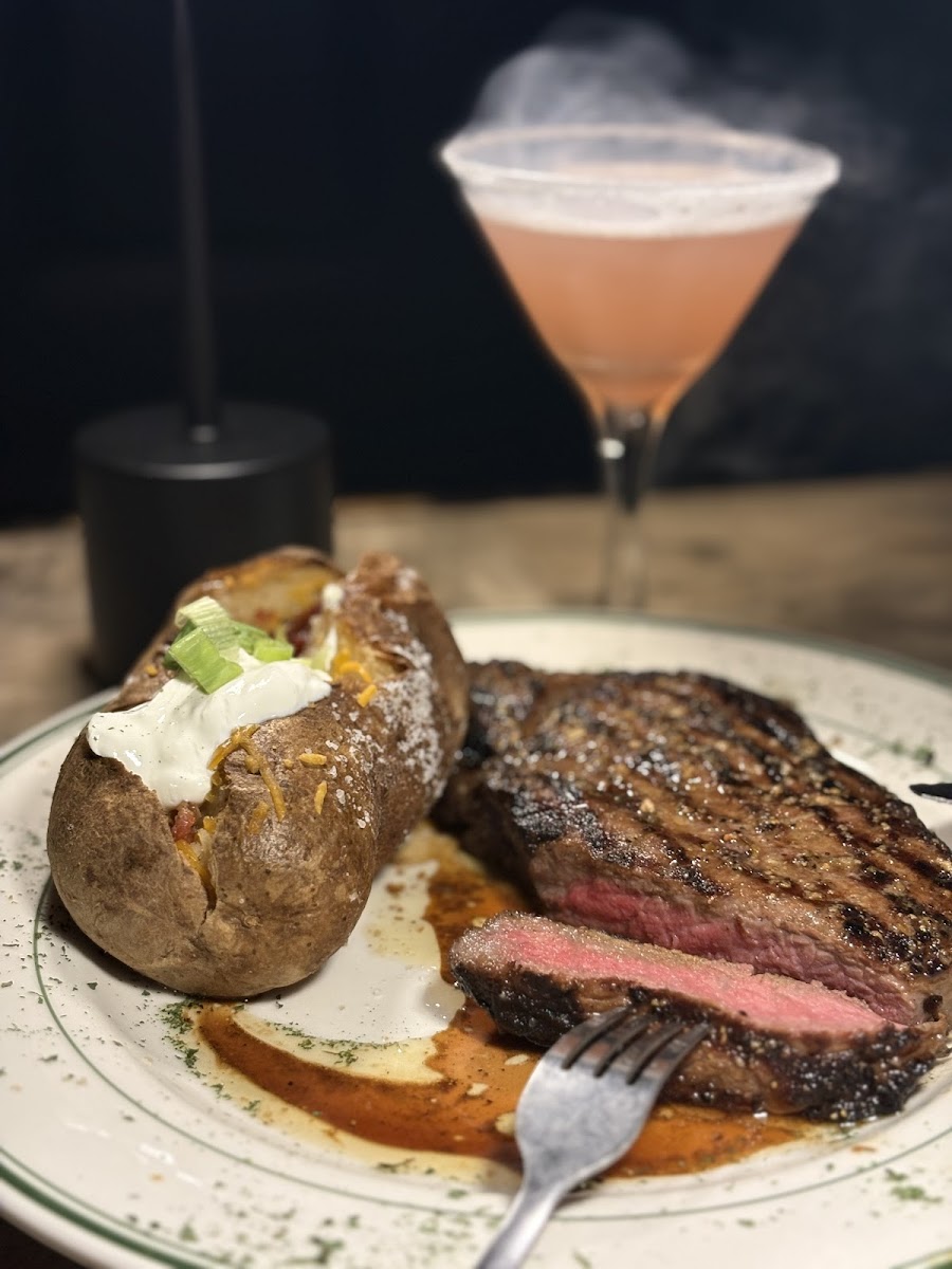 Benson’s Steakhouse Photo 2