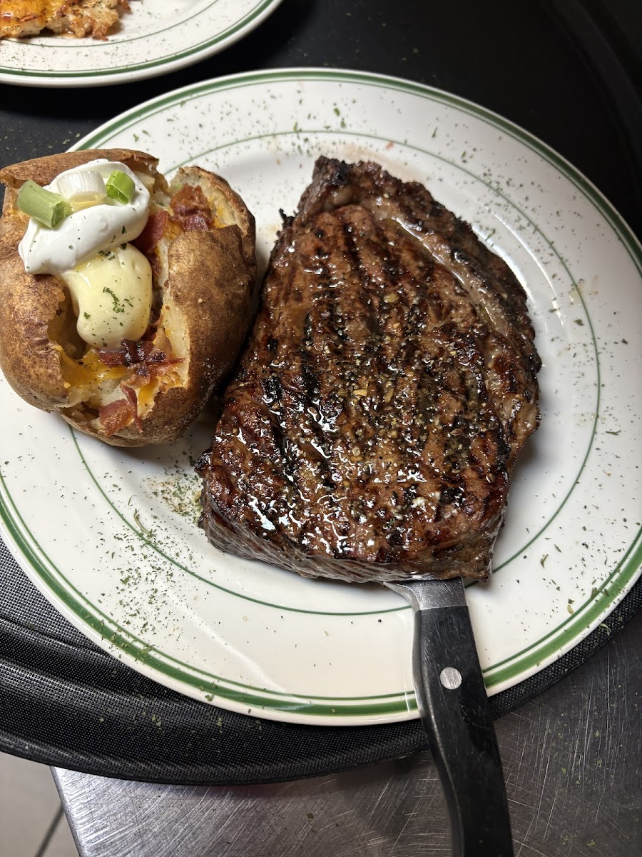 Benson’s Steakhouse Photo 6