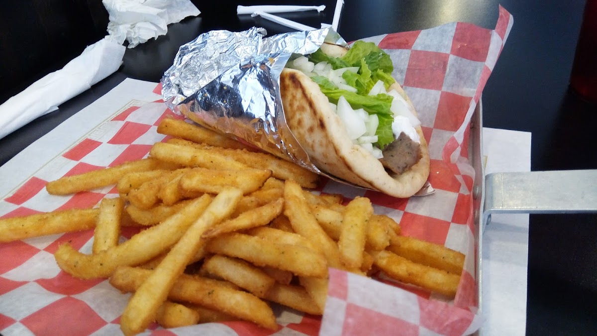 Scoops & More Eatery Photo 5