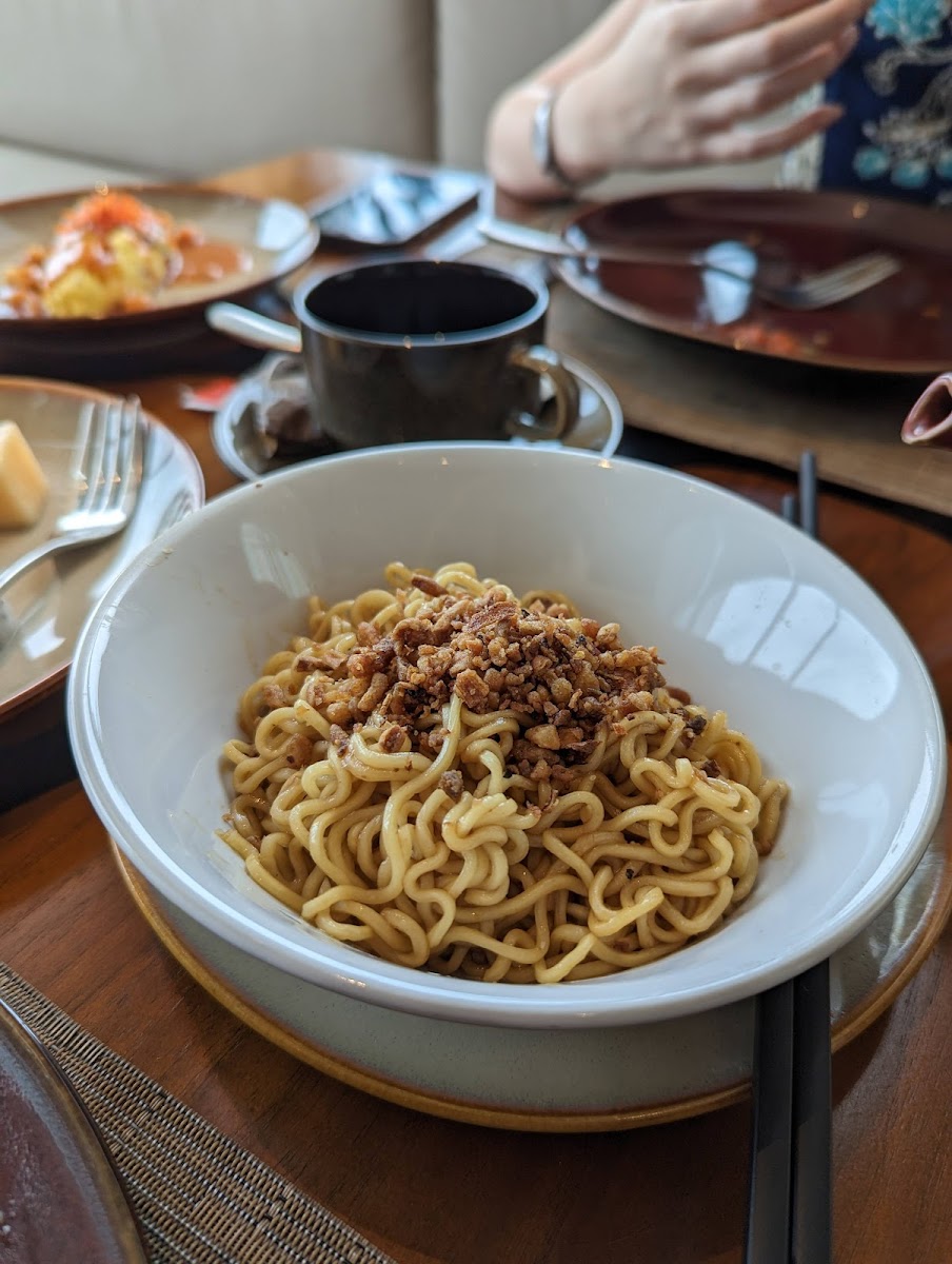 Goji Kitchen & Bar Photo 8