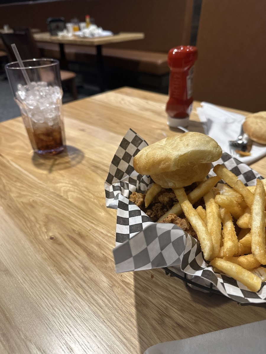 Lenape Lounge & Grill Photo 3