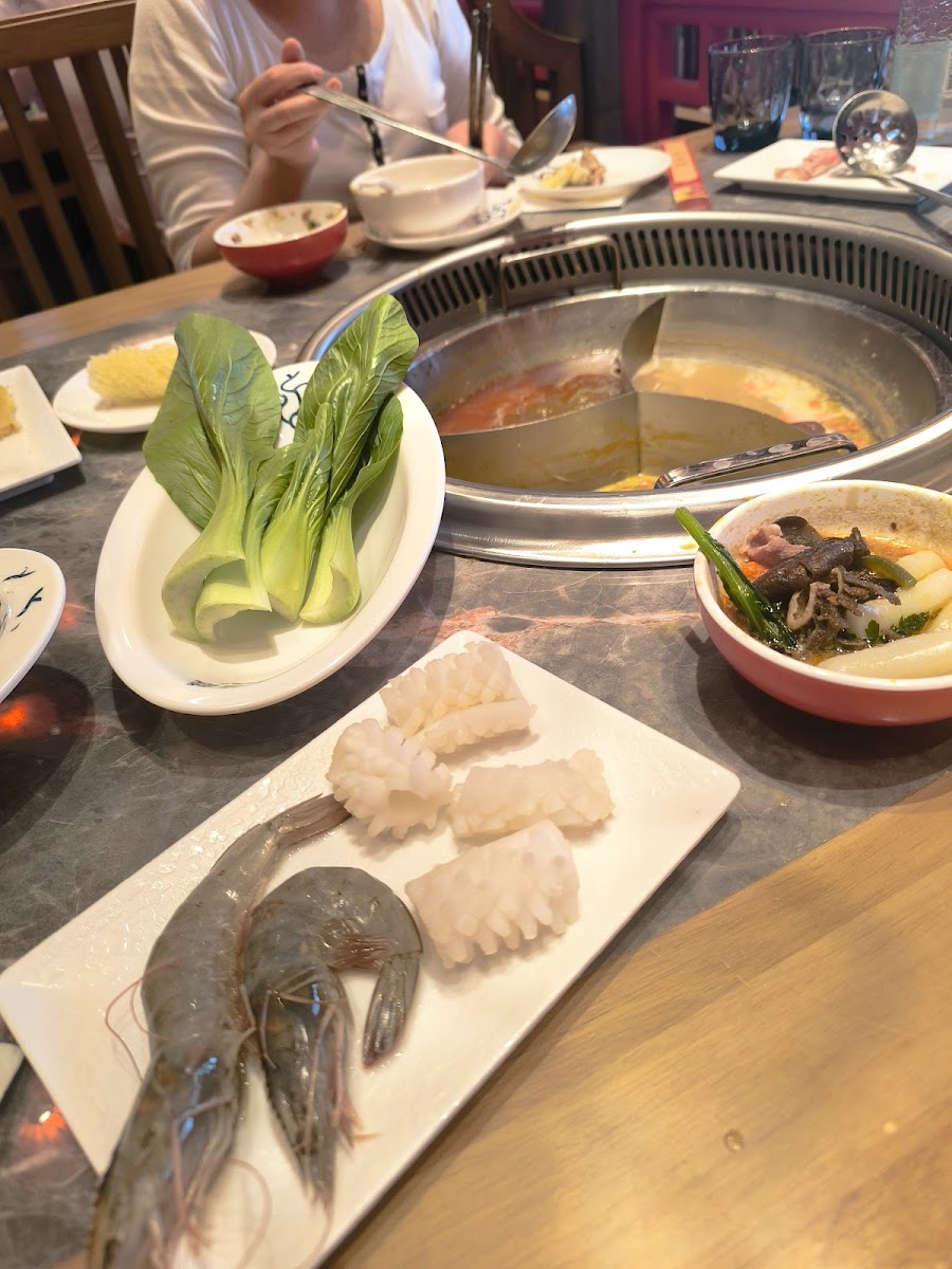 Restaurant Xinès Red Dragon Hotpot 大龙燚火锅 Photo 5