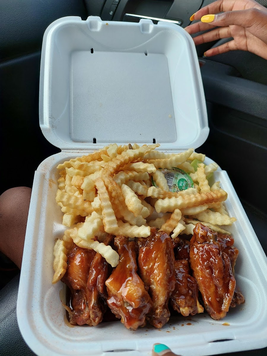 YES Wings & Hibachi Photo 9