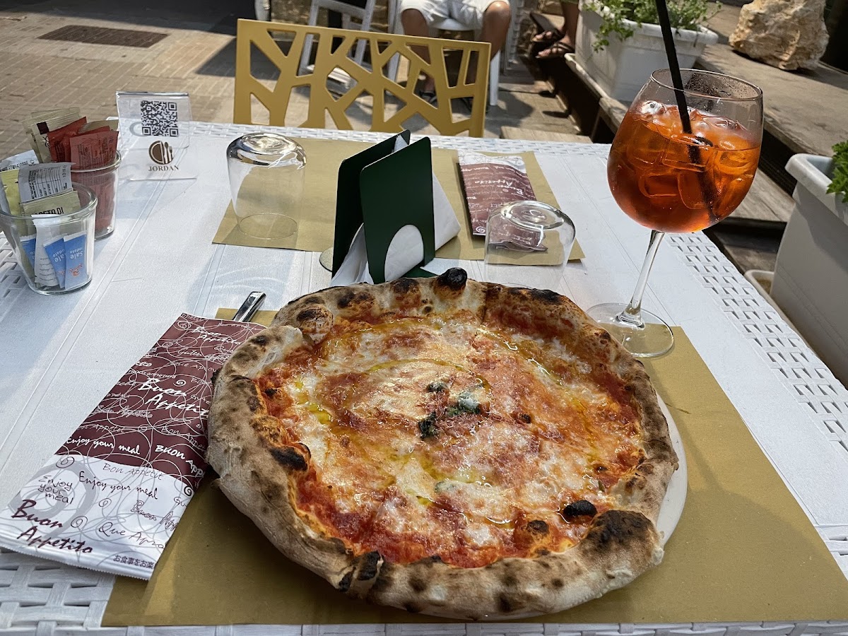 Jordan Trattoria Pizzeria Photo 4