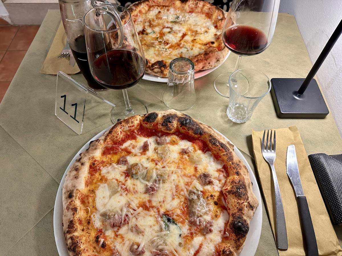 Jordan Trattoria Pizzeria Photo 5
