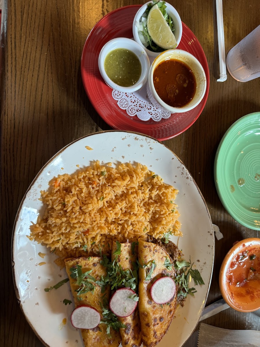 Rio Bravo Tacos & Tequila Photo 6
