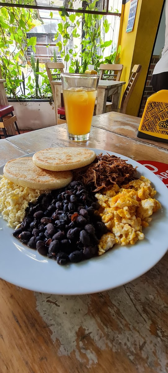 Los Chamos Arepas Venezolanas y algo mas Photo 7
