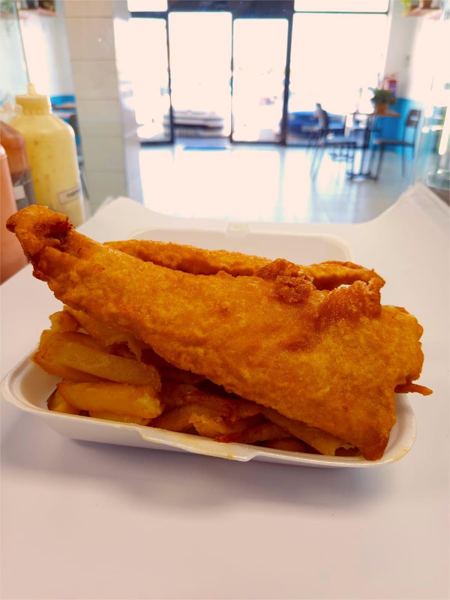 Manie's Fish and Chips Shop Photo 3