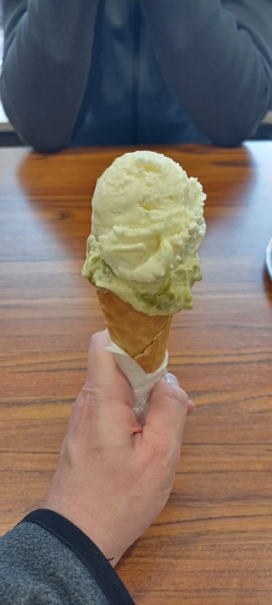 Rocca Eis Cafe Lounge Photo 7