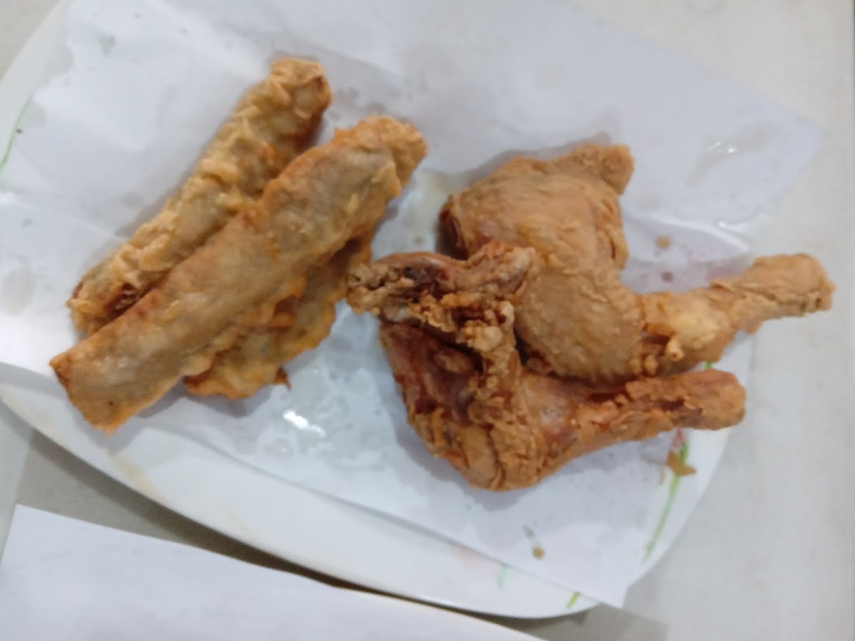 Kara's Fried Chicken - Sanciangko UC Photo 9