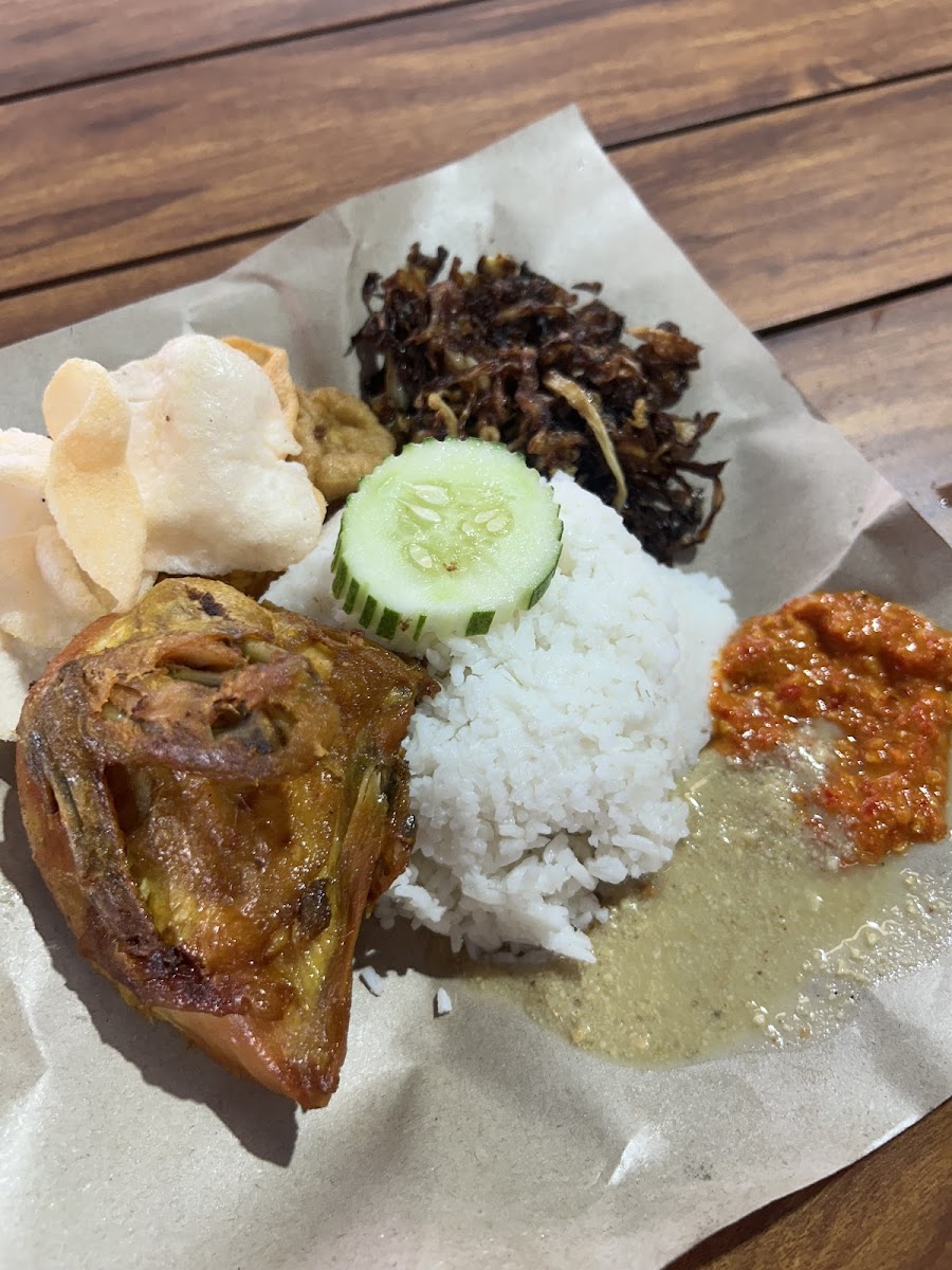 Ayam Gepuk Top Universe Photo 5