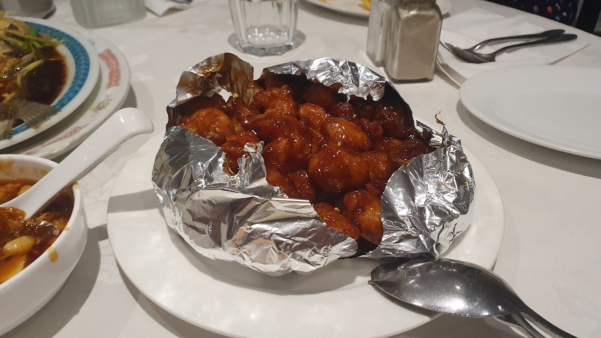 Tai Pak Chinese Restaurant Photo 5