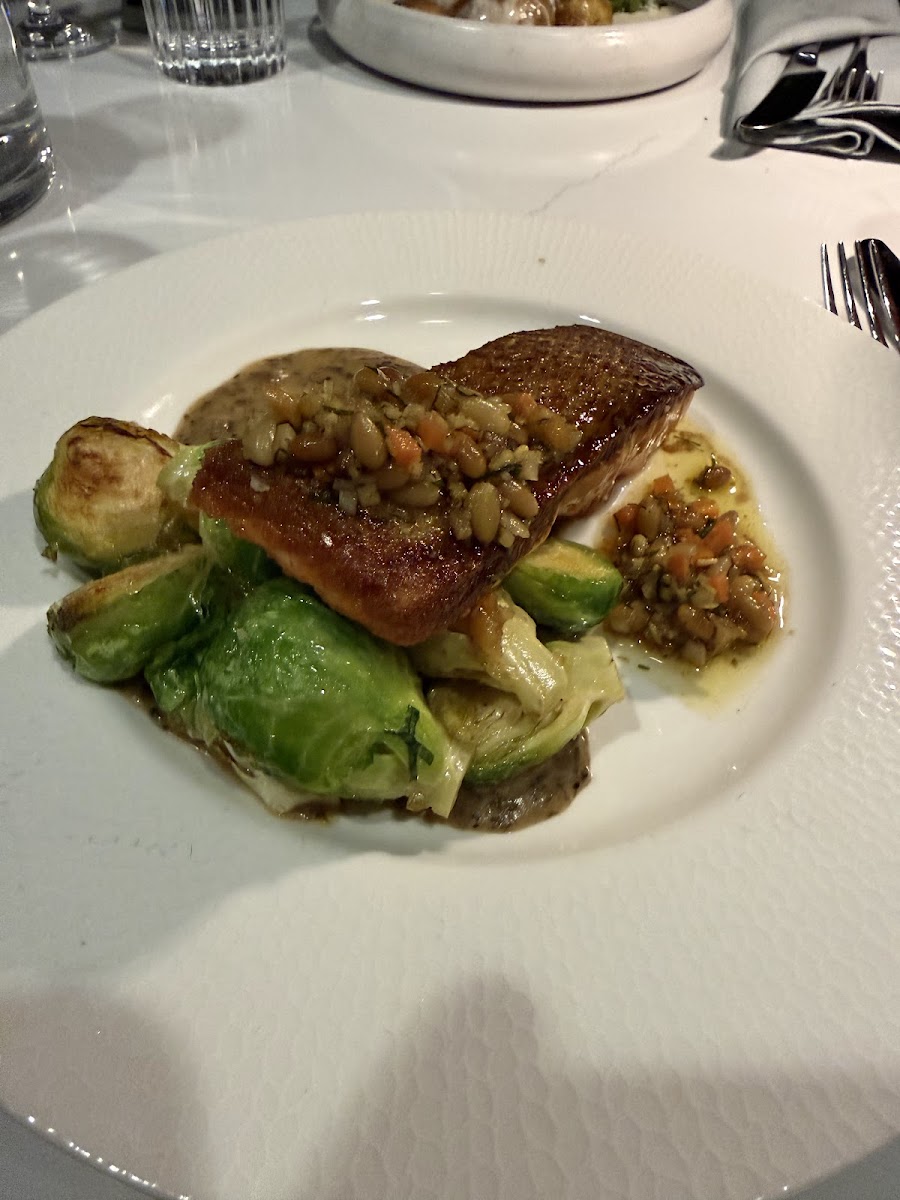 Regent Restaurant & Bar Photo 4