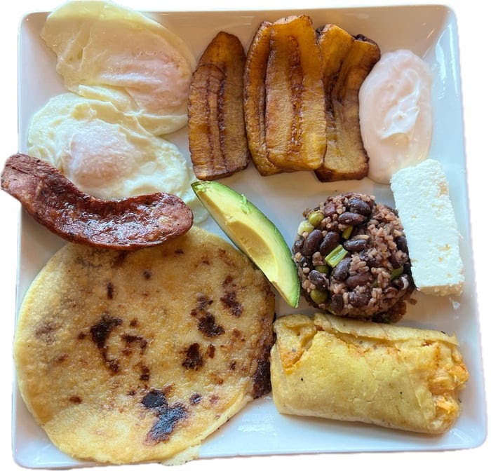 Trigos Bakery & Salvadoran Restaurant Photo 4