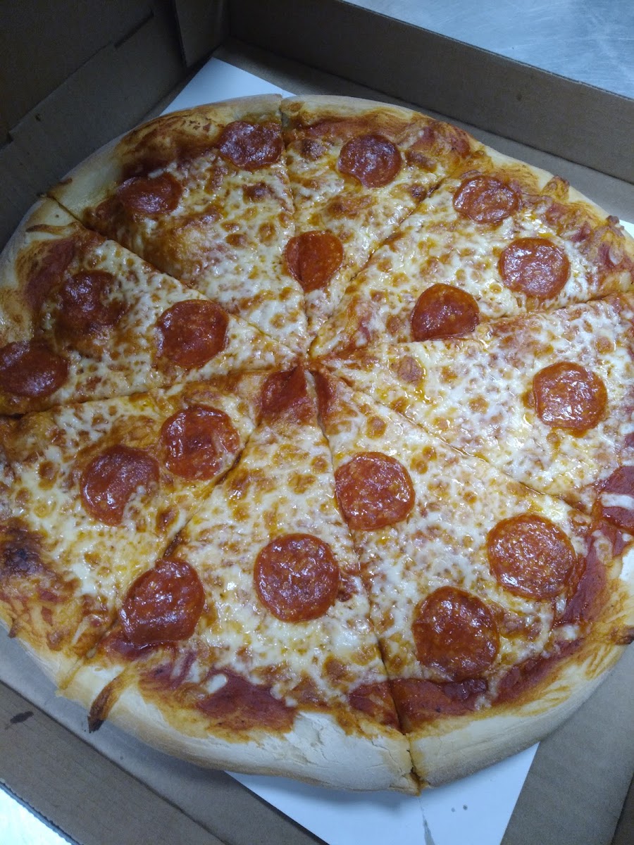 Main Street Pizza and Ribs. Photo 2