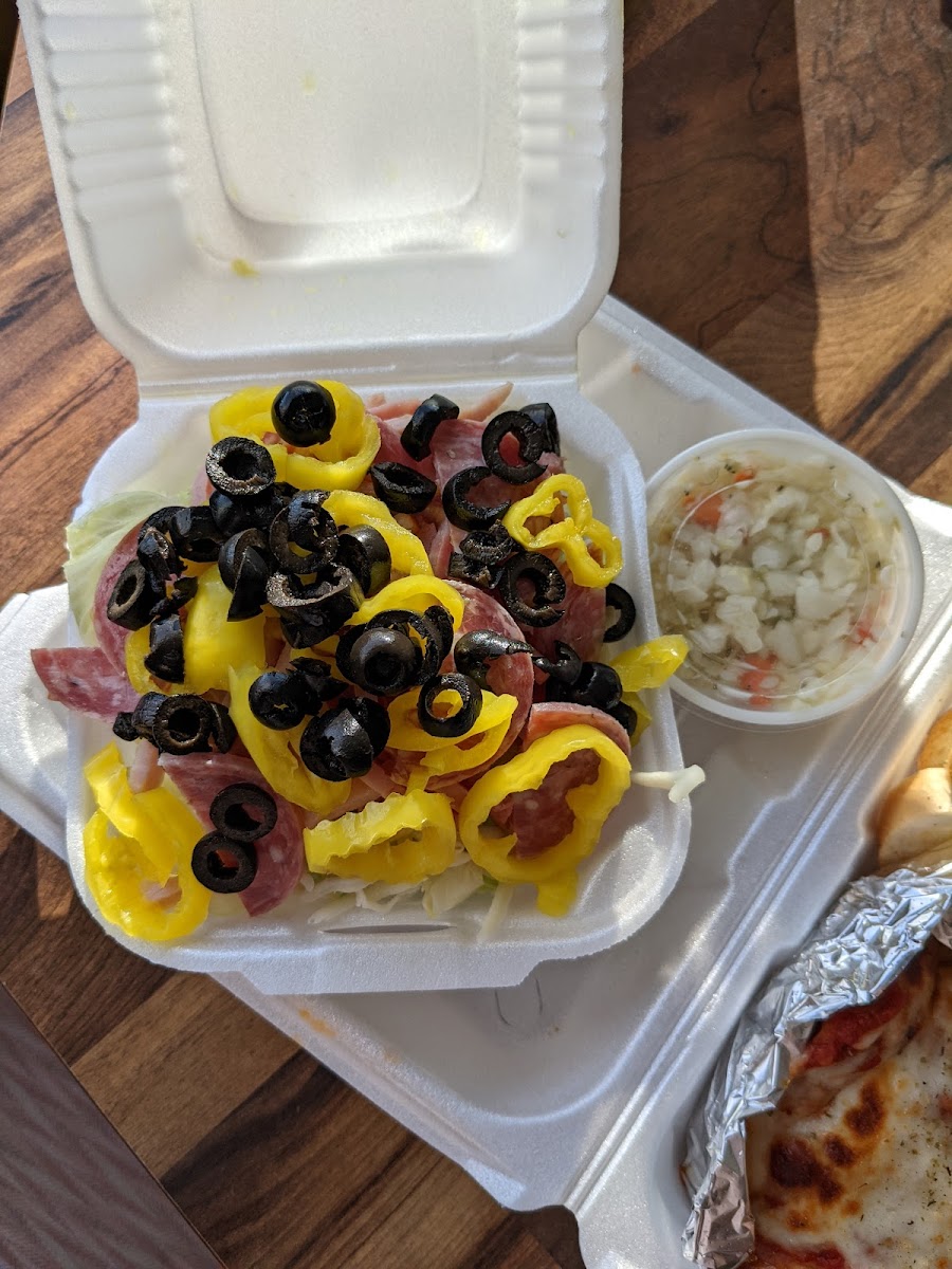 Main Street Pizza and Ribs. Photo 6