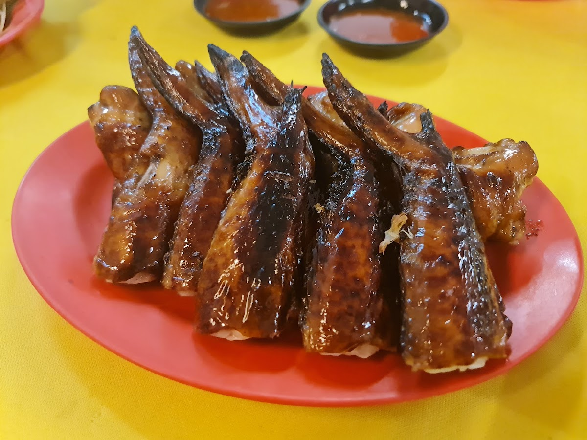 Restoran Choong Huat 松發潮州海鲜火锅 Photo 7