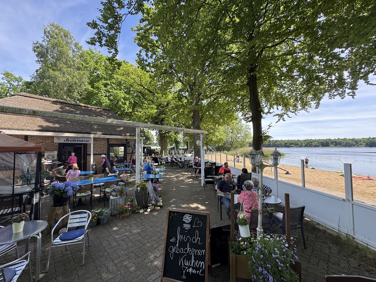 Seeterrasse am Gudower See Photo 2