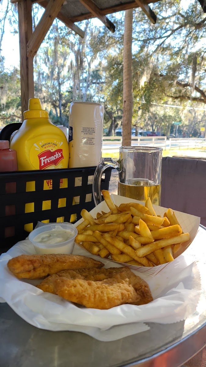 The Lodge Bar and Grill Photo 7