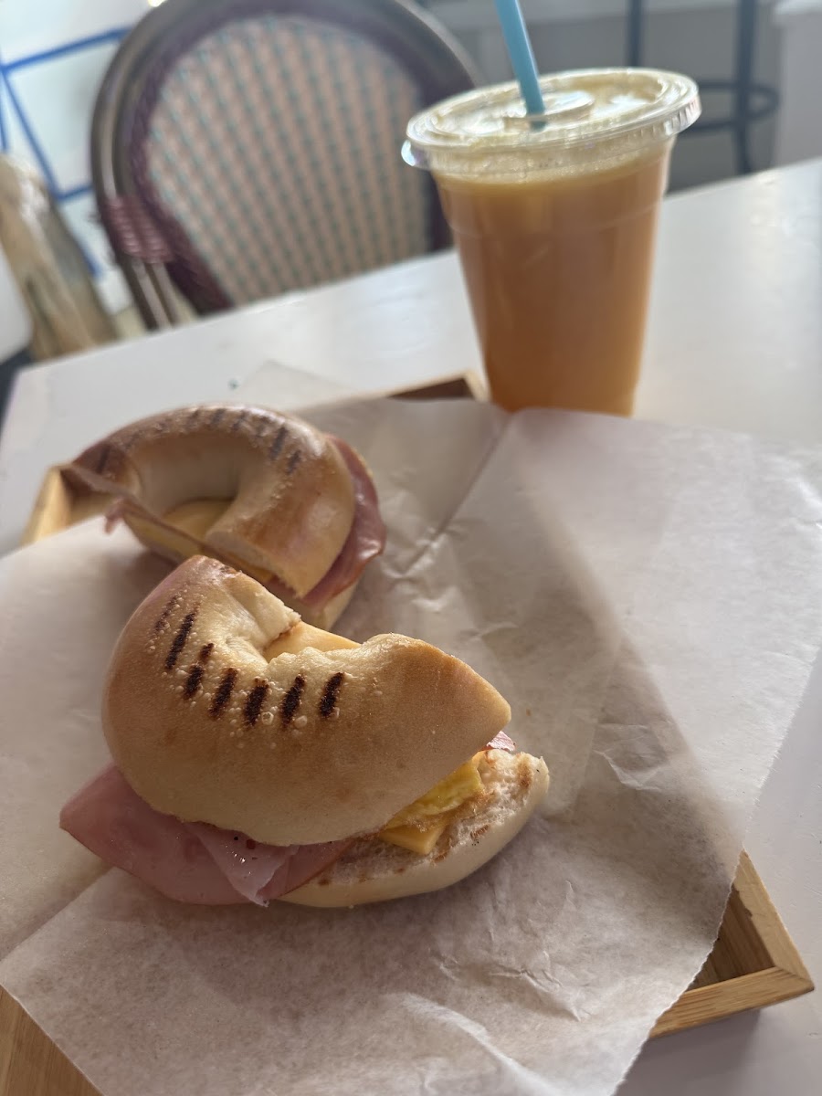 Cafe Bonjour Photo 5