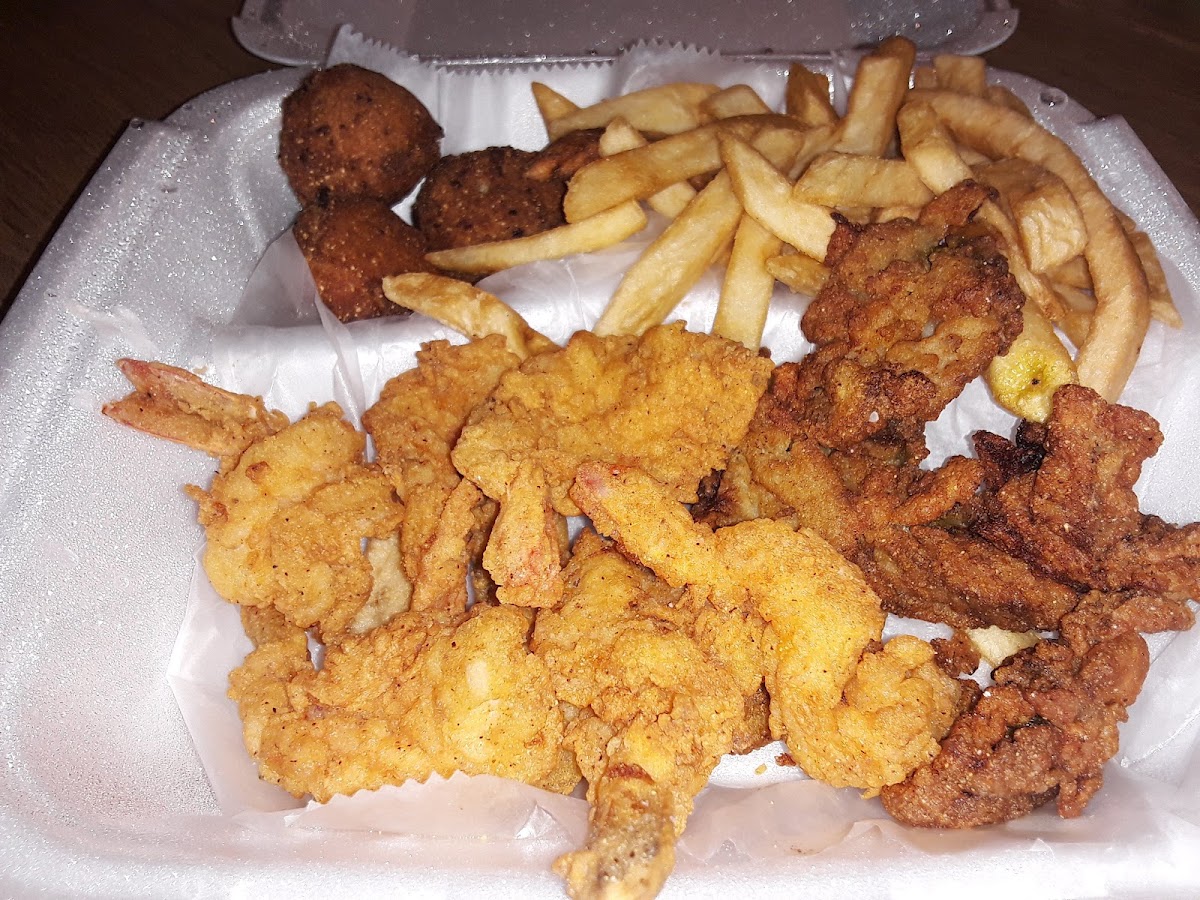 Washington Seafood Market Photo 9