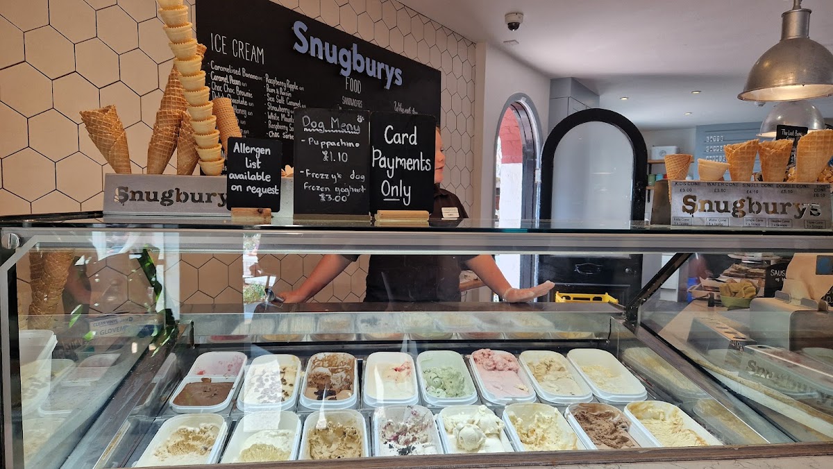 Snugburys on the River, Chester Photo 4