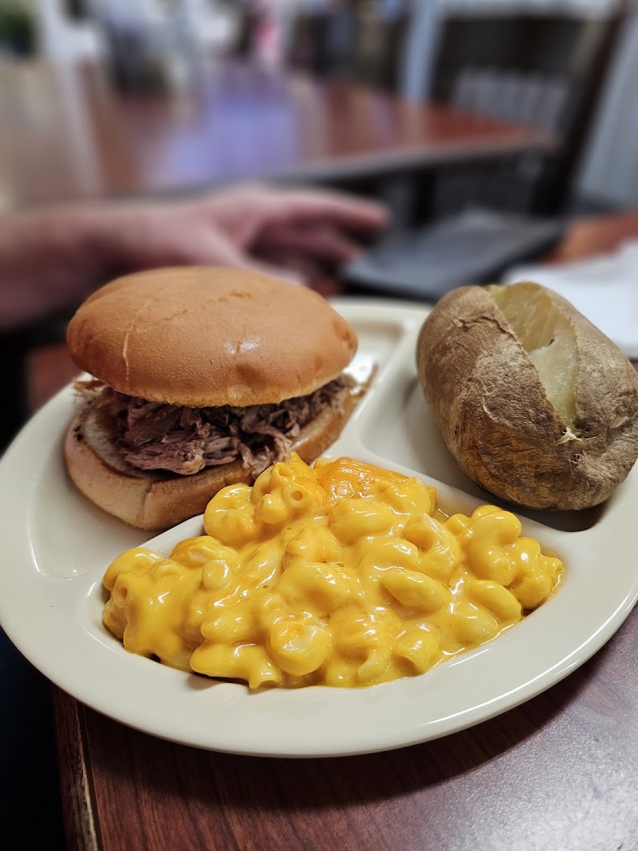 Bare Bones BBQ Photo 6