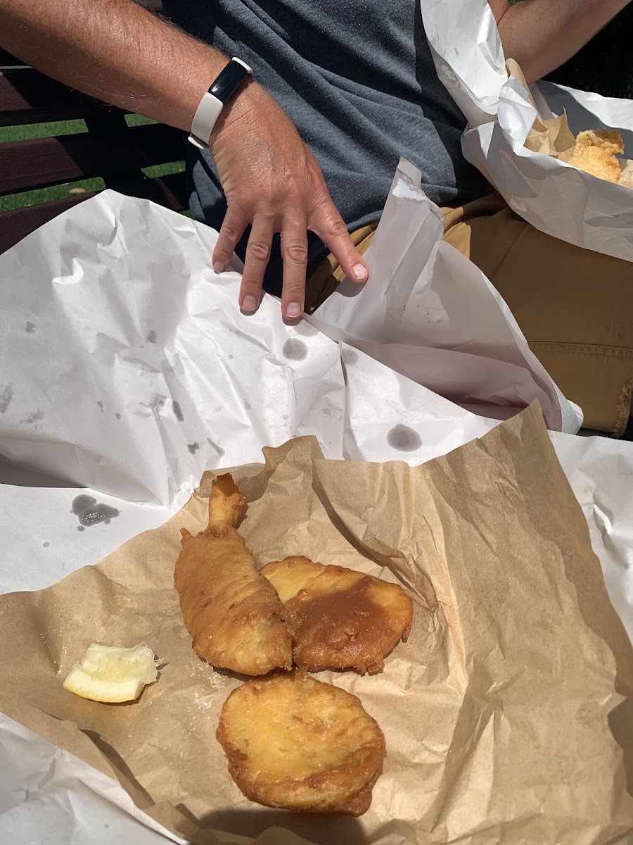 Peppers Fish 'N' Chips and Takeaway Photo 8
