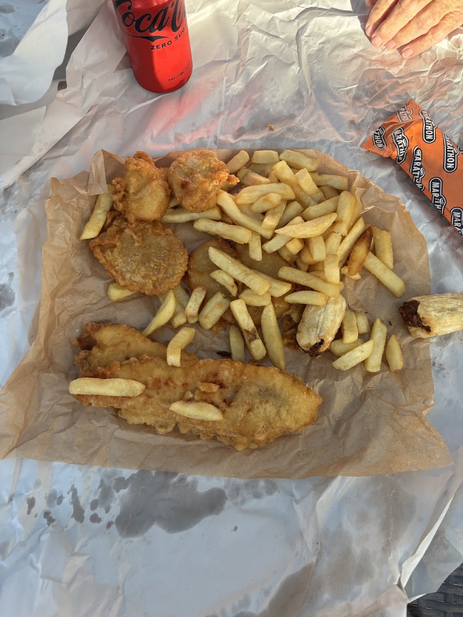 Peppers Fish 'N' Chips and Takeaway Photo 9