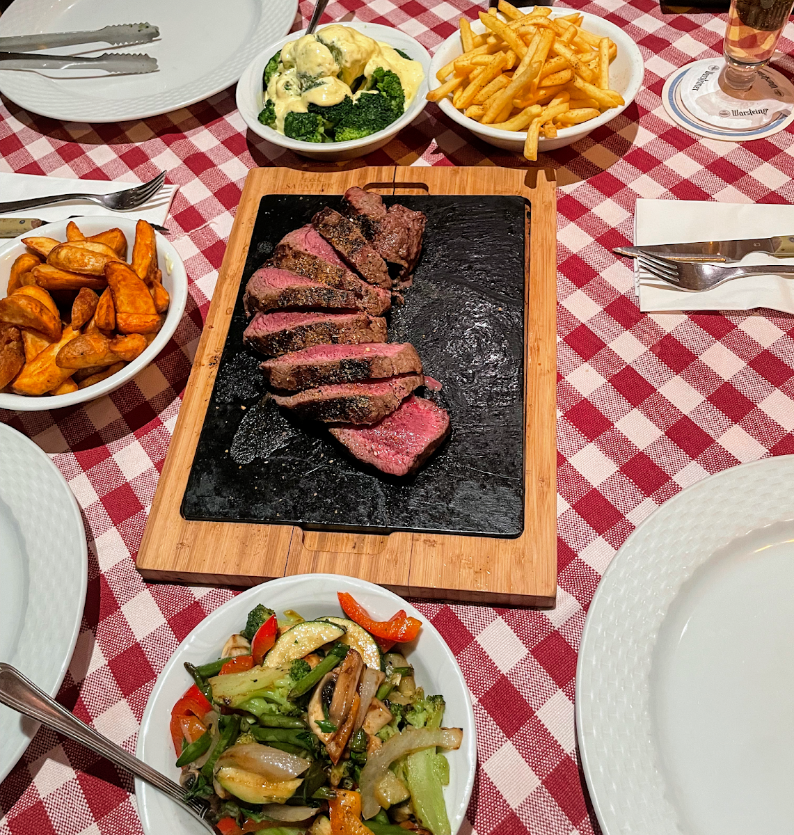 Deseado Steakhaus Photo 3