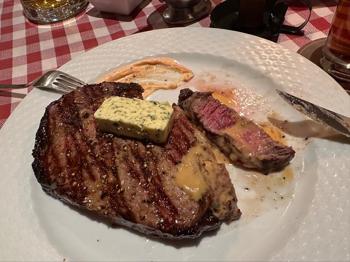 Deseado Steakhaus Photo 8