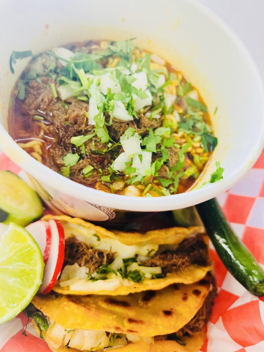 Taqueria El Centenario Photo 6