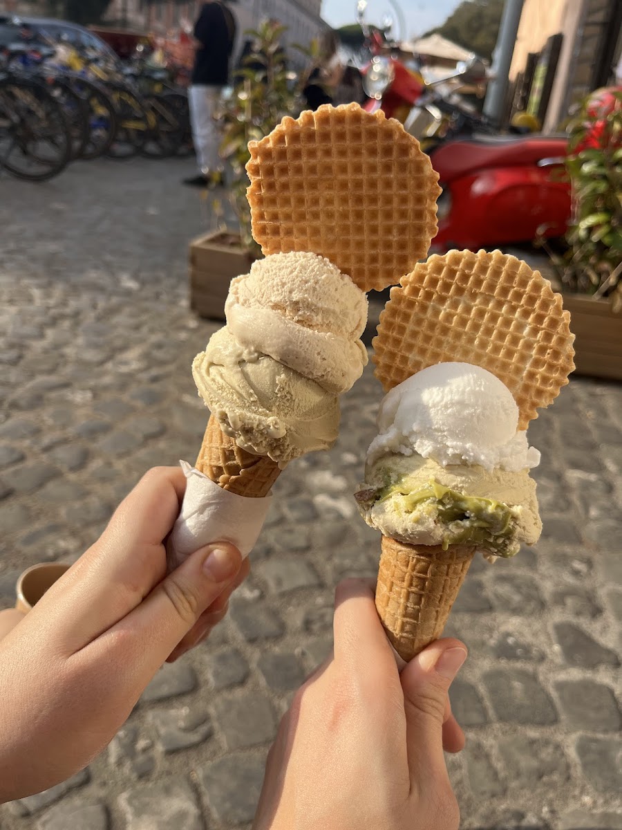 Cerchi Ice Cream Photo 5