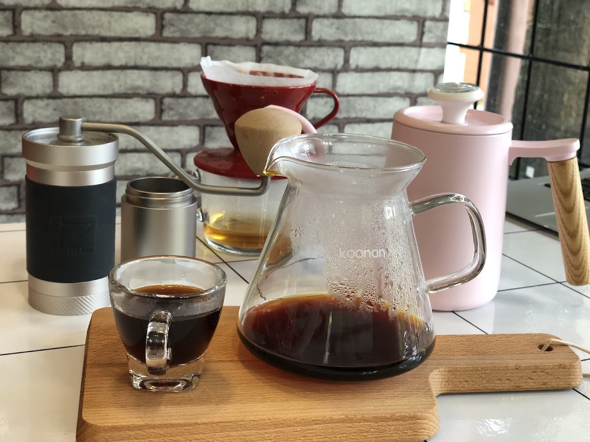 CoffeeNuts Cafe Photo 3