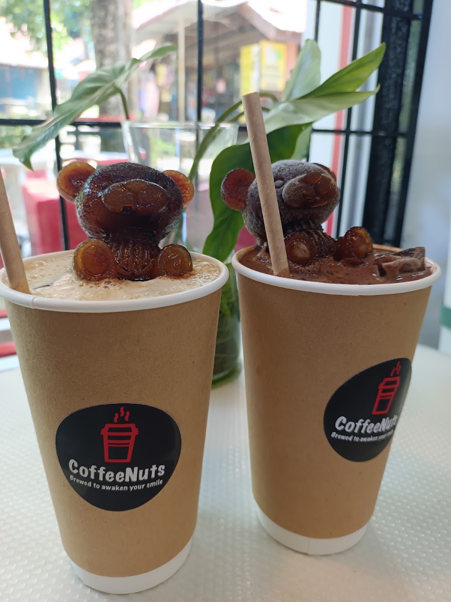 CoffeeNuts Cafe Photo 8