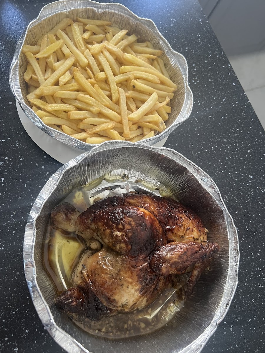 Asadero de pollos - El Gran Sabor Photo 7