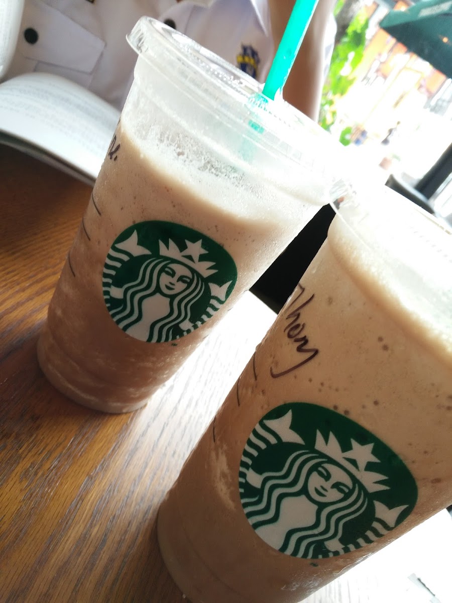 Starbucks Tin Village, Kampar Photo 7