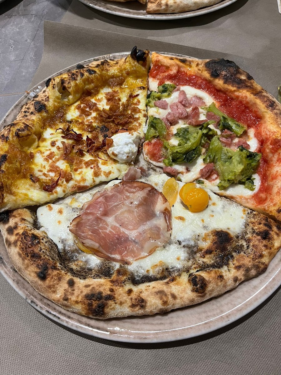 REGINÈ • Pizzeria & Antipasteria Photo 2