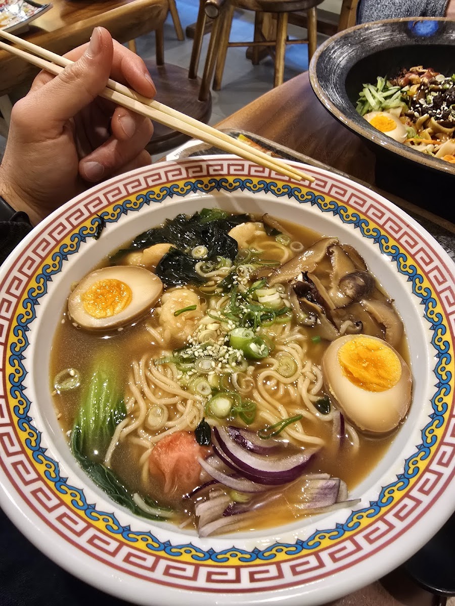 Donaya Market Ramen Photo 5