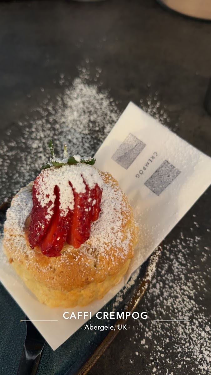 Caffi Crempog Photo 2