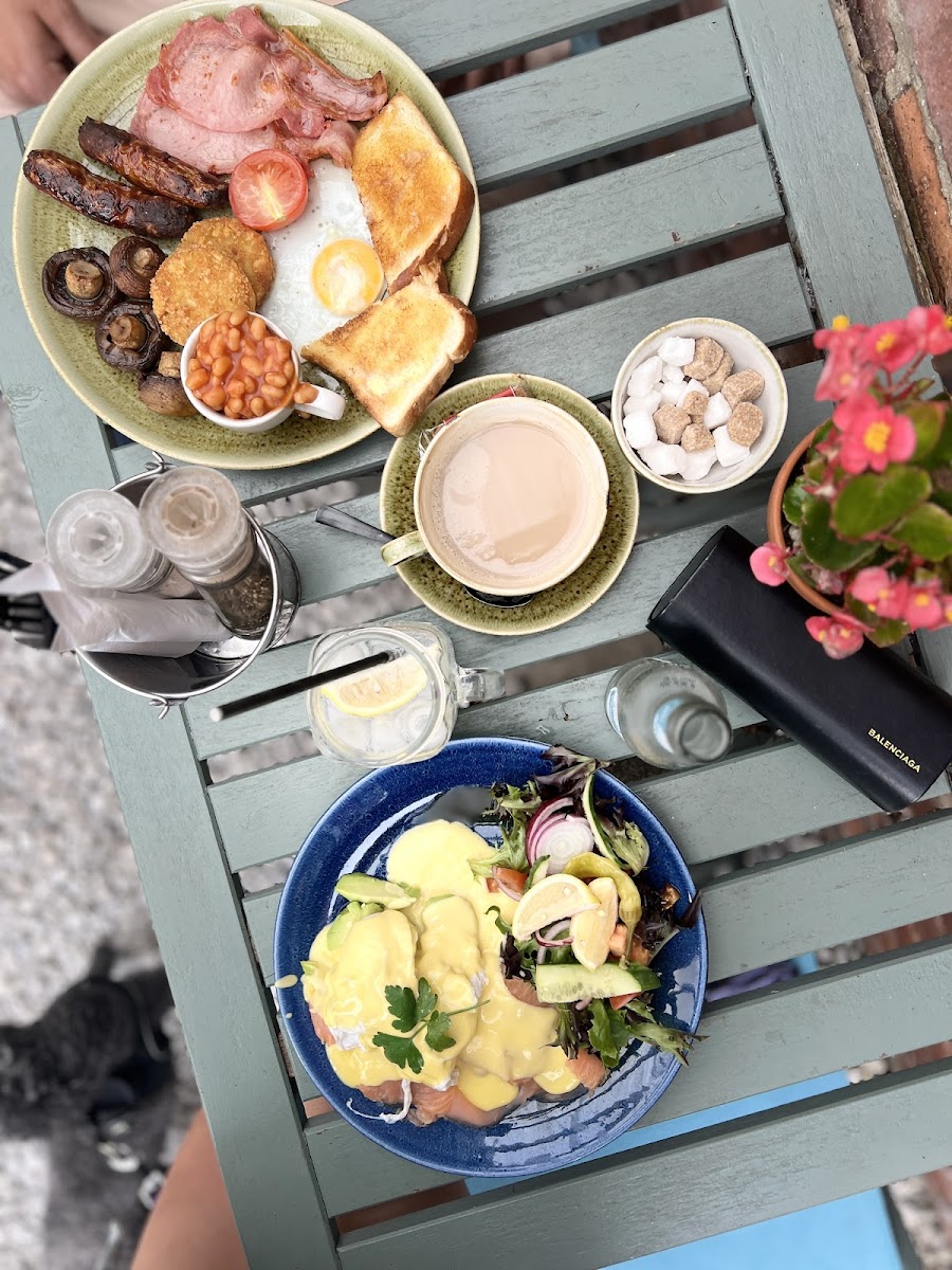 Caffi Crempog Photo 4
