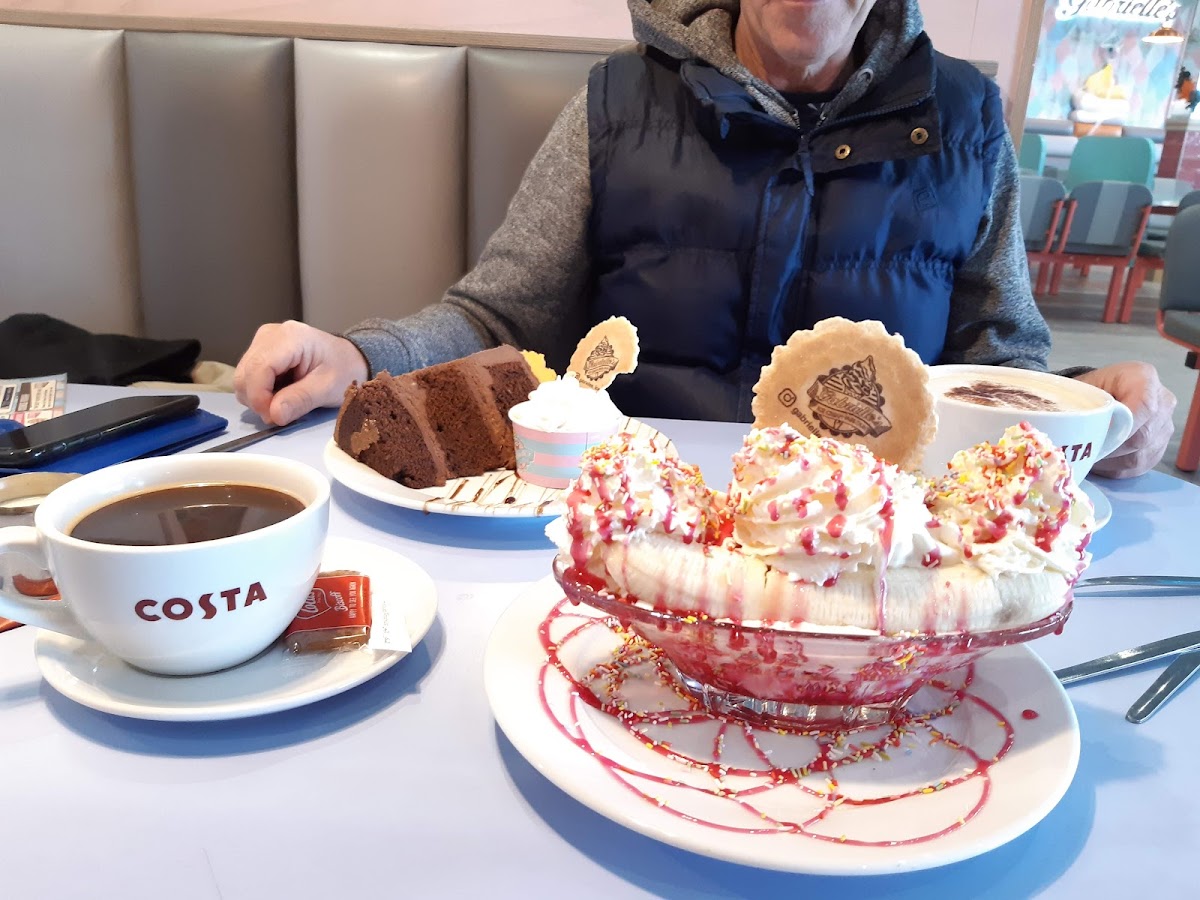 Gabrielle's Ice Cream Parlour Photo 5