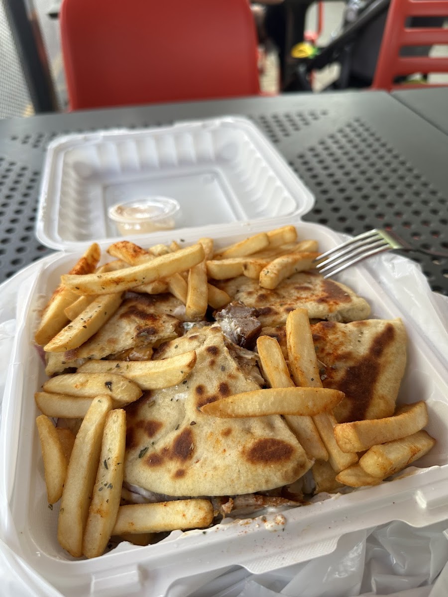 Souvlaki Place Photo 4