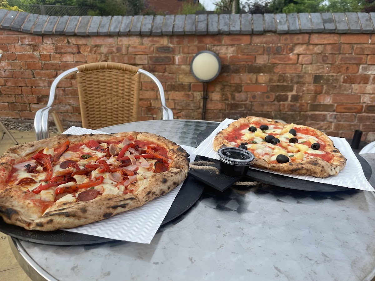 Neapori Pizza Photo 6